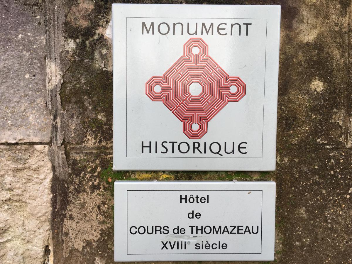 Cours De Thomazeau Bed & Breakfast Castillonnes ภายนอก รูปภาพ