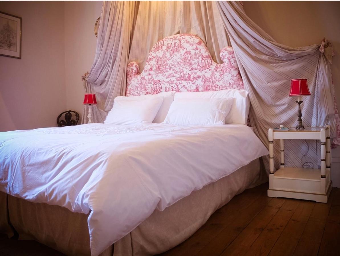 Cours De Thomazeau Bed & Breakfast Castillonnes ภายนอก รูปภาพ